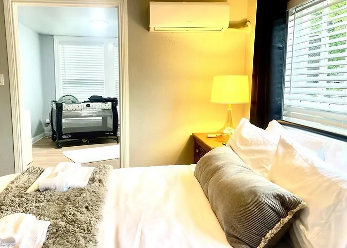 Worth Cultural District Walk Dickies-museums 1 King 2 Qn 3br Villa *